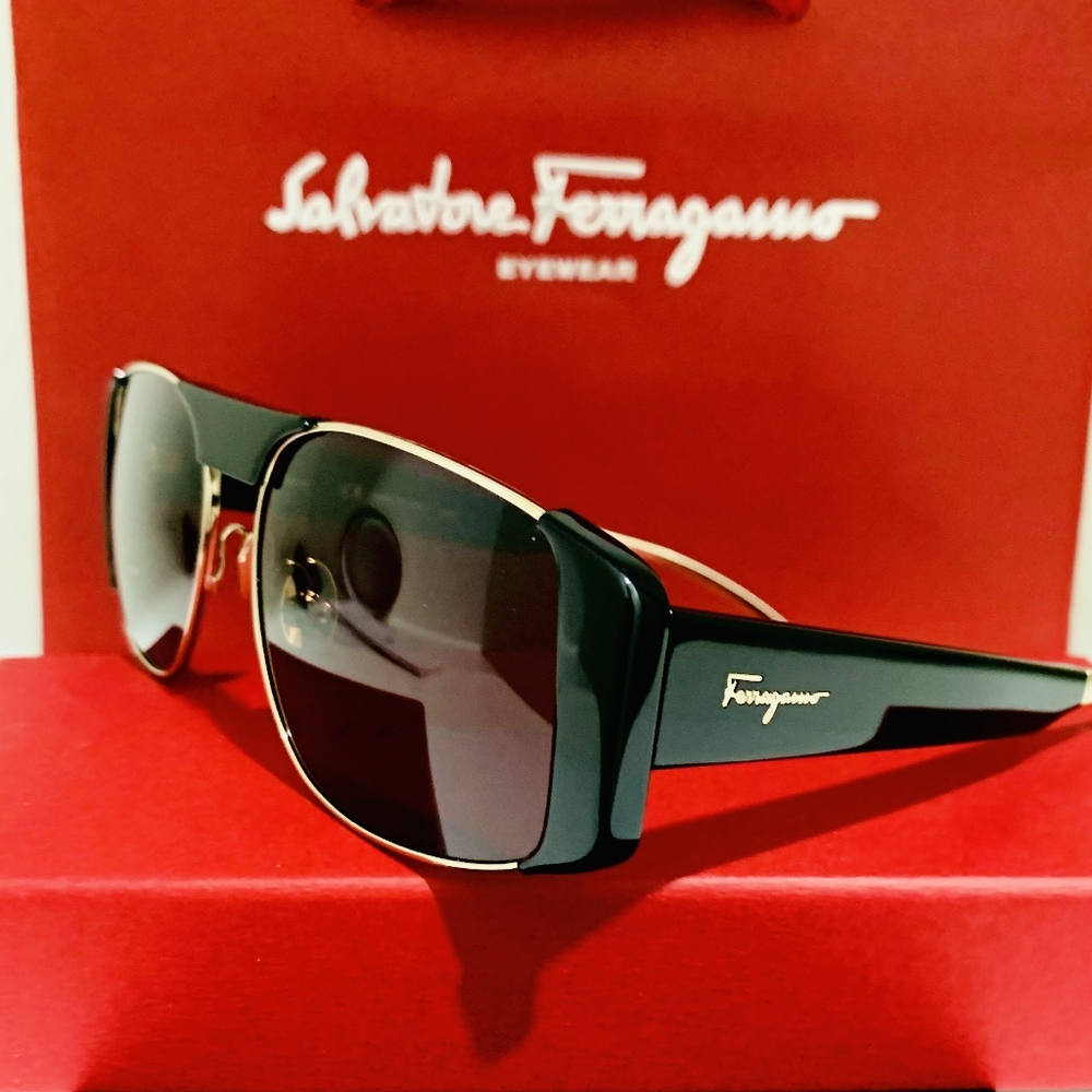 FERRAGAMO Sunglasses Style SF267S in Black & Gold - Picture 4 of 10